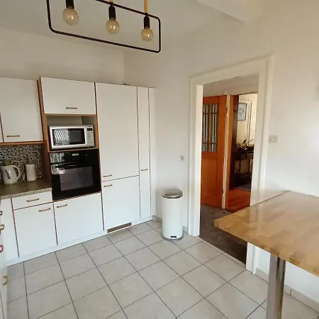 Apartment Logis Le 18 Rose *
